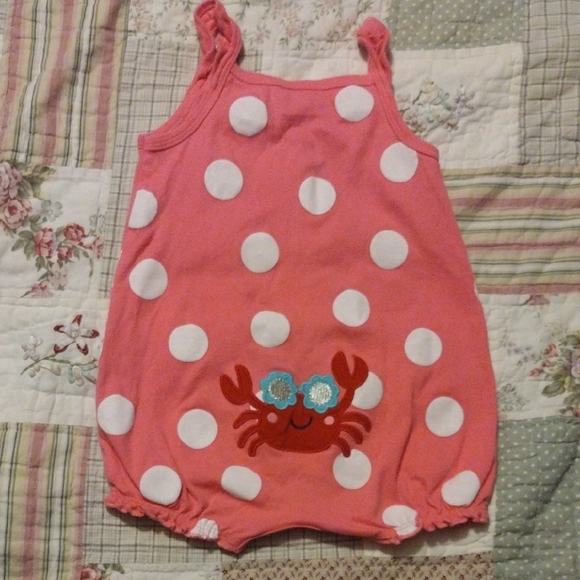 Pink Polka Dot Kids Romper With Cute Pockets And Crab On The Bottom - Picture 6 of 9